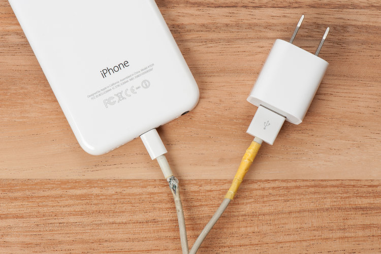 Tips for fixing an iPhone or iPad charger that has appears to be broken or frayed