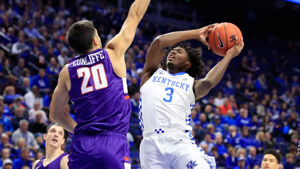 No. 1 Wildcats agitated with Evansville in shocker at Rupp Arena : Kentucky basketball score