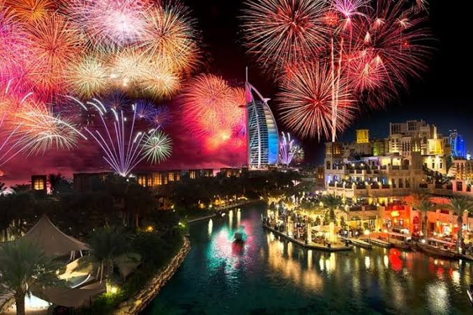 Where to watch Fantastic Firework Displays: UAE National Day Dubai 2019