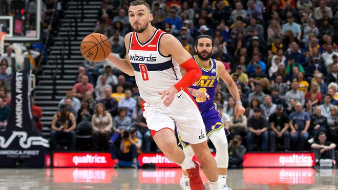 Toronto Raptors sign Sam Dekker to free agent contract