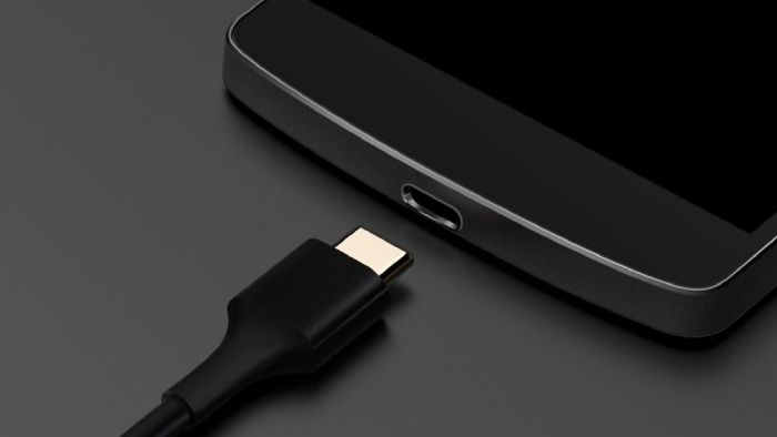 EU suggest to require USB-C charging port on all devices