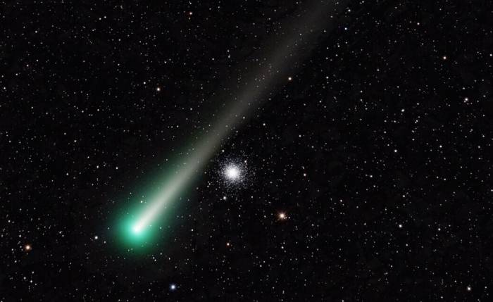 Comet Leonard has been dazzling the night sky before Christmas