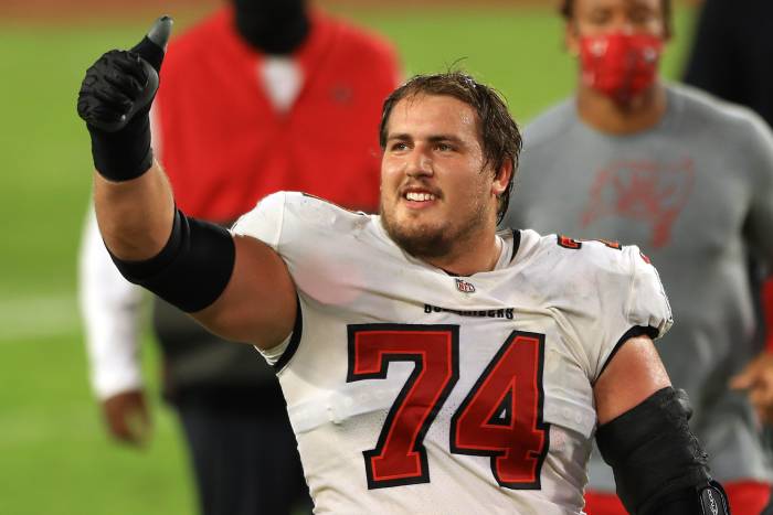 Buccaneers’ Pro Bowl guard Ali Marpet announces his retirement at the age of 28