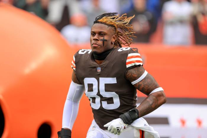 Cleveland Browns and TE David Njoku agree to 4-year, $56.75M deal extension
