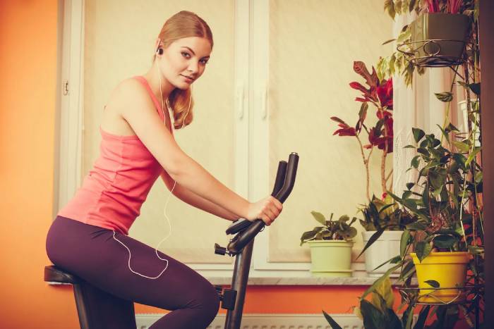 There are six benefits to using an exercise bike