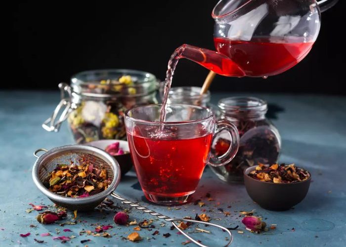 There are 7 health benefits of zobo drink (hibiscus tea) that you may not be aware of