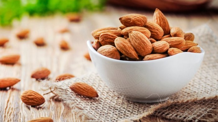 Include Almonds in Your Diet for These 5 Incredible Health Benefits