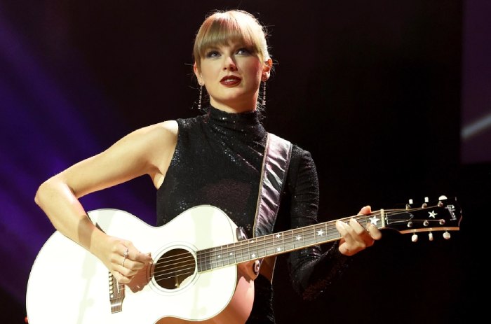 Taylor Swift releases Deluxe “3 am” Edition of “Midnights” includes seven more songs