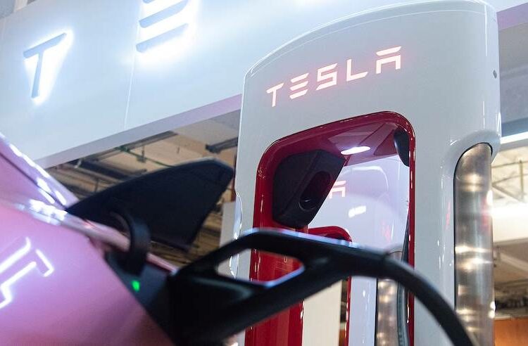 Tesla’s EV charging plug is being standardised by the SAE
