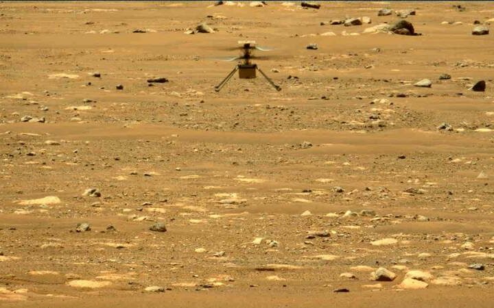 After a mid-air glitch, the ingenuity helicopter flies successfully on Mars