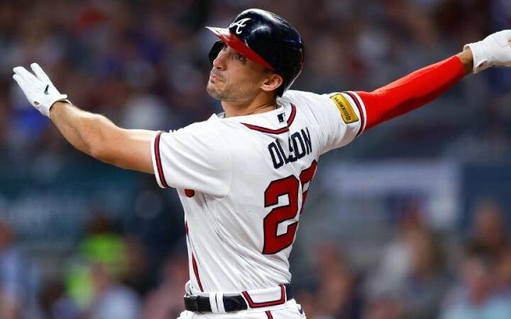 Matt Olson hits his 51st home run, tying a Braves record for a season