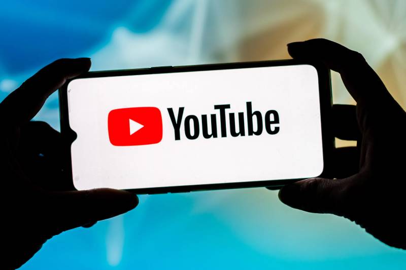 YouTube now shows a video’s likes and views in real time