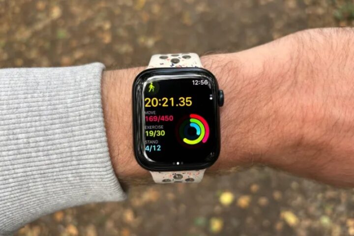 BP monitoring, a new look, and more are on the way for the Apple Watch in 2024