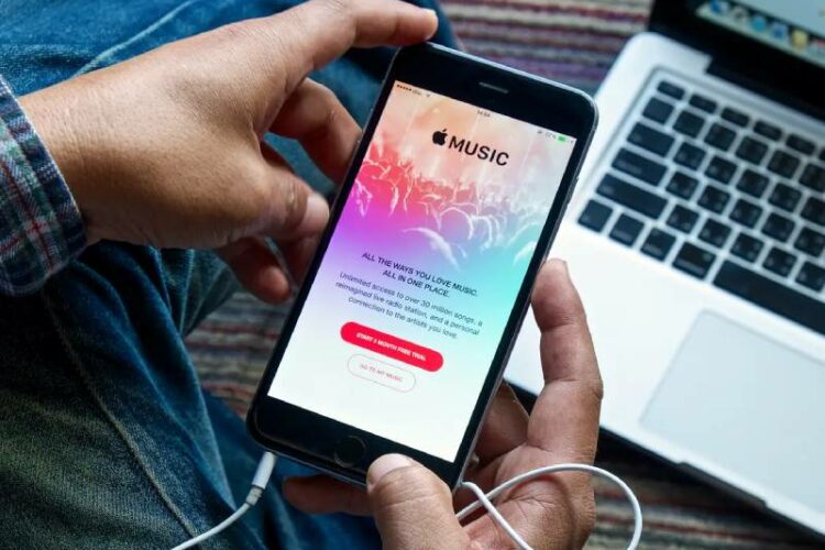 Apple Music Users can now collaborate on playlists. This Is How You Use It