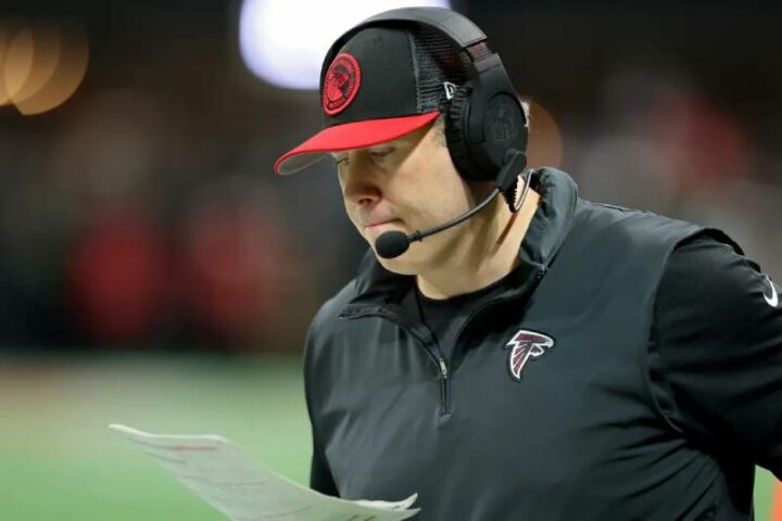 Arthur Smith, a former Falcons coach, will join the Steelers as OFC