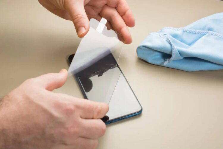 You should avoid using screen protectors on your smartphone, according to Xiaomi because it can Harm your Smartphones