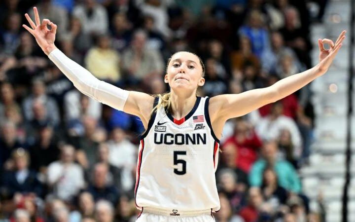 Paige Bueckers declares she will return to UConn for the 2024–2025 season