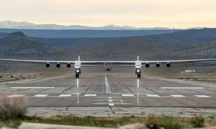 World’s largest plane takes its first powered test flight with hypersonic vehicle