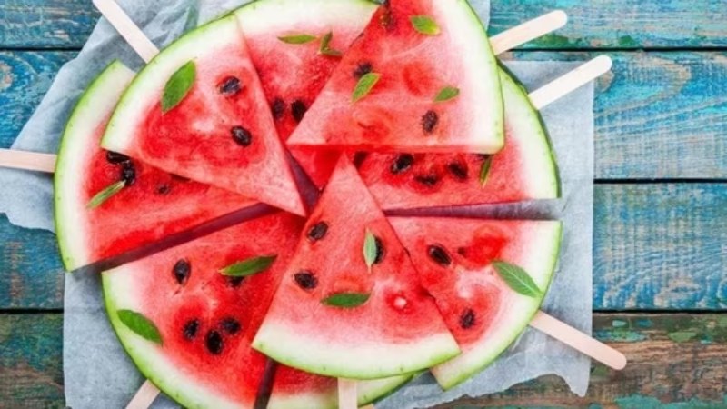 Eat Watermelon Seeds on an Empty Stomach For These Six Special Health Benefits