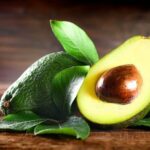 7 Arguments for Eating Avocado Every Day