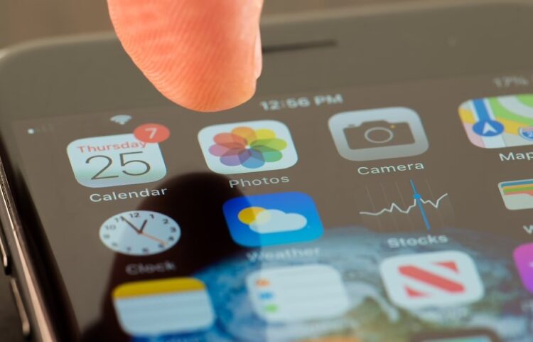 People can no longer see old deleted photos after Apple releases a new iOS update