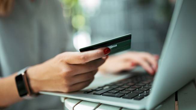 Credit Cards Become Lifeline for Small Businesses Facing Inflation
