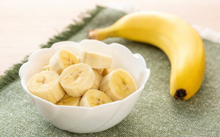 5 Amazing Health Benefits of Eating Bananas Daily