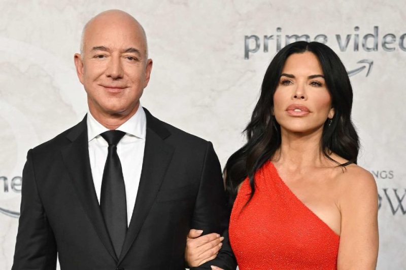 Amazon Founder Jeff Bezos to Marry Lauren Sanchez on $500M Superyacht
