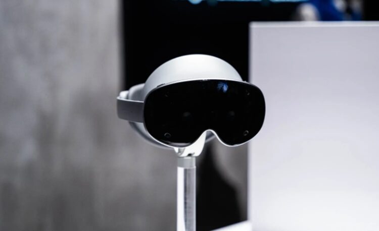 Project Moohan XR headset will be displayed at MWC 2025 by Samsung