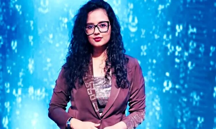It’s Manasi Ghosh who wins Indian Idol 15 and receives a trophy and a cash prize of ₹25 lakh