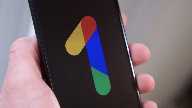 Till Spring 2026 Students can get free access to Google One AI Premium